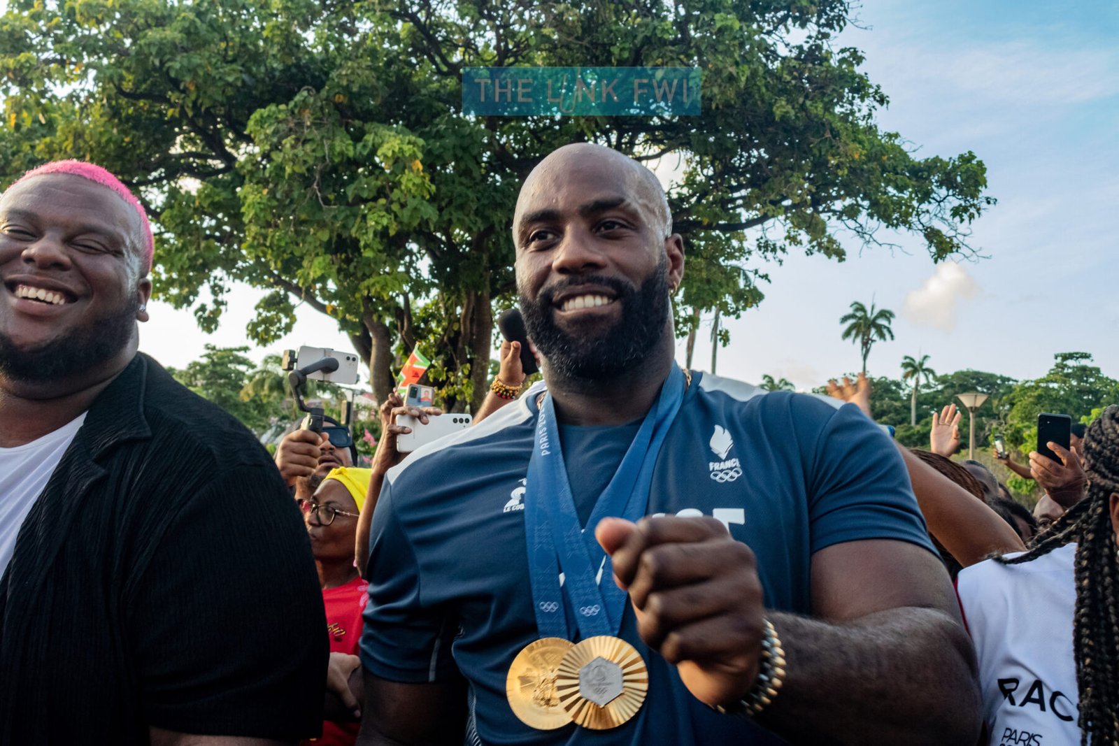Logo Riner Teddy Riner, élevé au grade de commandeur de l'ordre national du Mérite ...